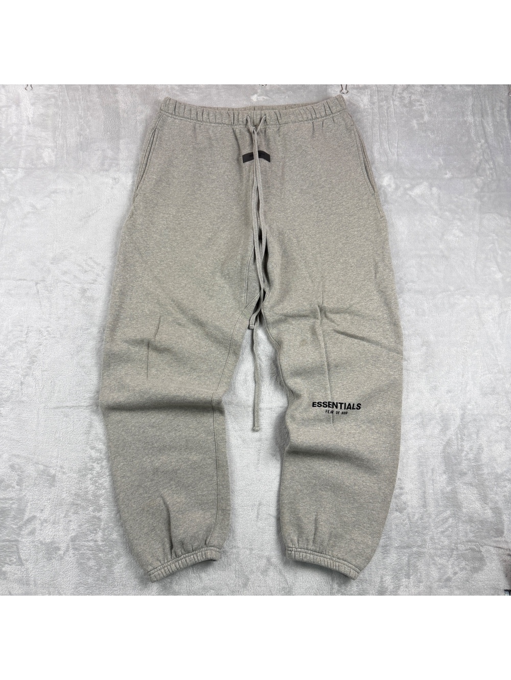 Fear of God Essentials Mens L Grey Heather Fleece Sweatpants Joggers Streetwear